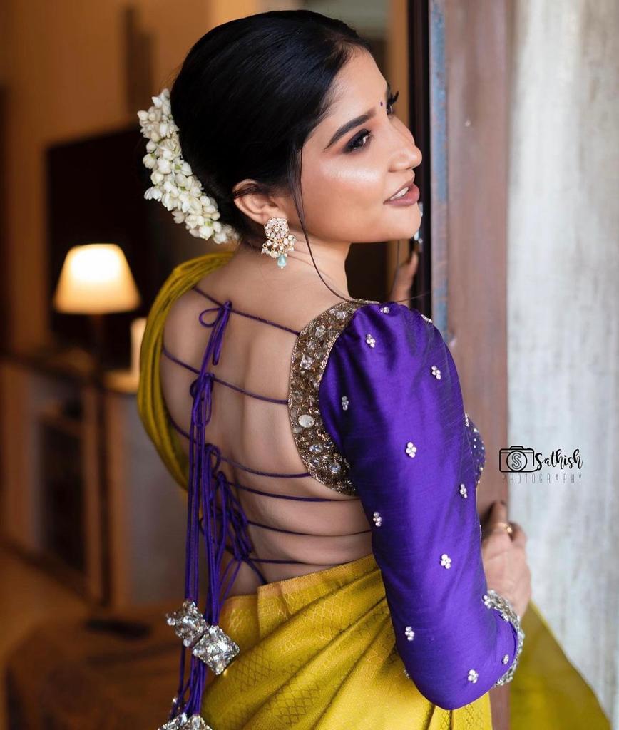 Liklee Yellow Stylish Soft Silk Saree with Fancy Blouse Piece