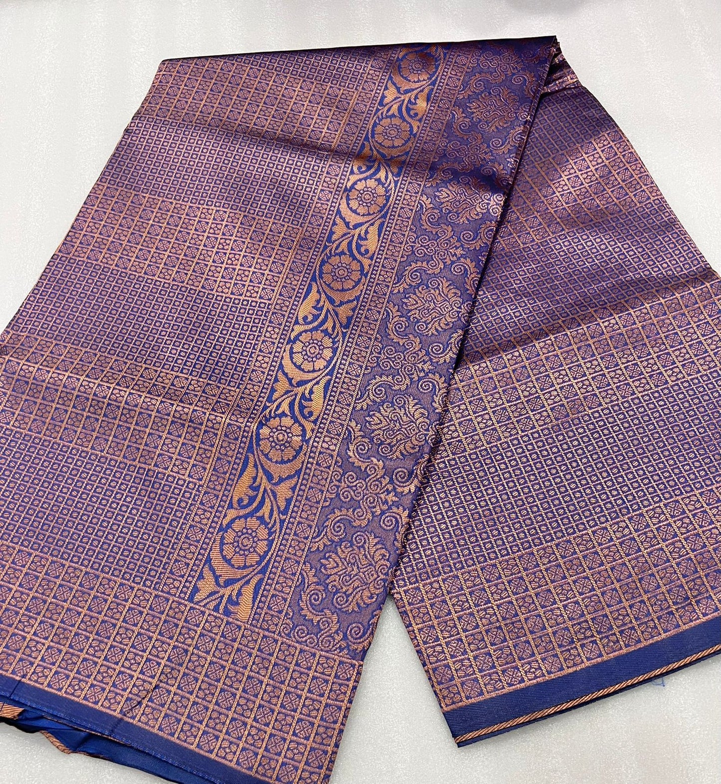 Liklee Flamboyant Blue Soft Silk Saree with Majesty Blouse Piece