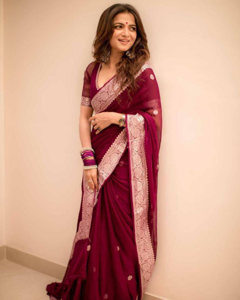 Liklee Lagniappe Wine Soft Silk Saree With Devastating Blouse Piece