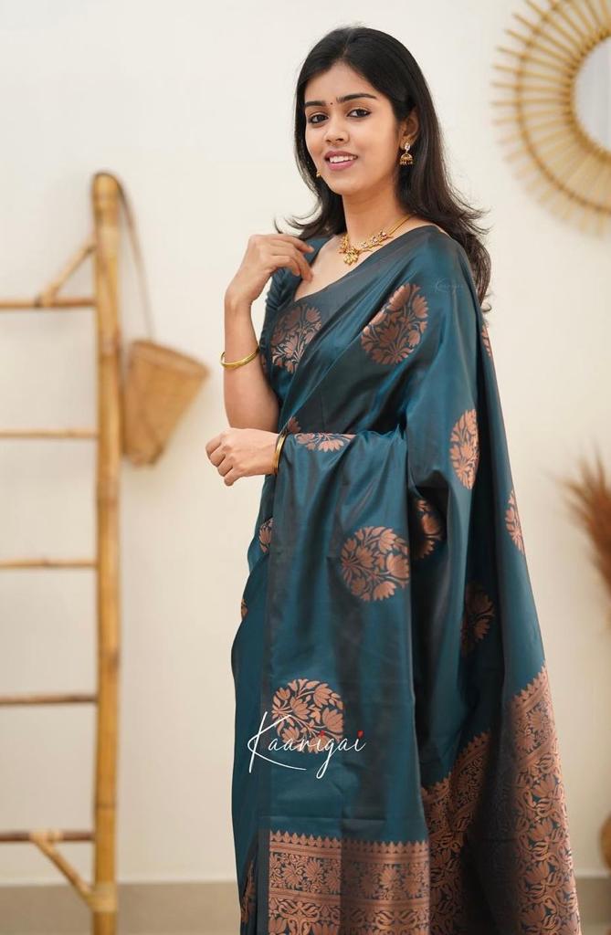 Liklee Rama Soft Silk Saree with Classic Blouse Piece