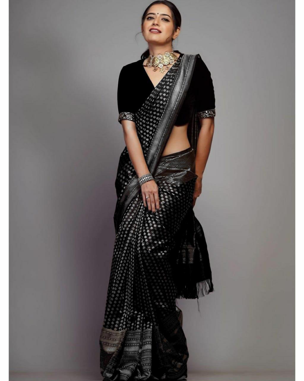 Liklee Black Women's Silk Weaving Jacquard Saree With Weaving Blouse