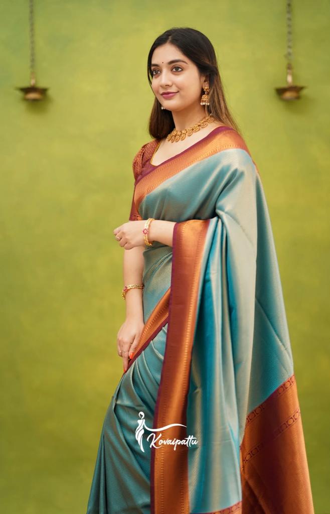 Liklee Denouement Rama Silk Saree with Unique Blouse Piece