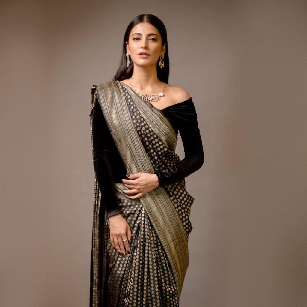 Liklee Black Women's Silk Weaving Jacquard Saree With Weaving Blouse