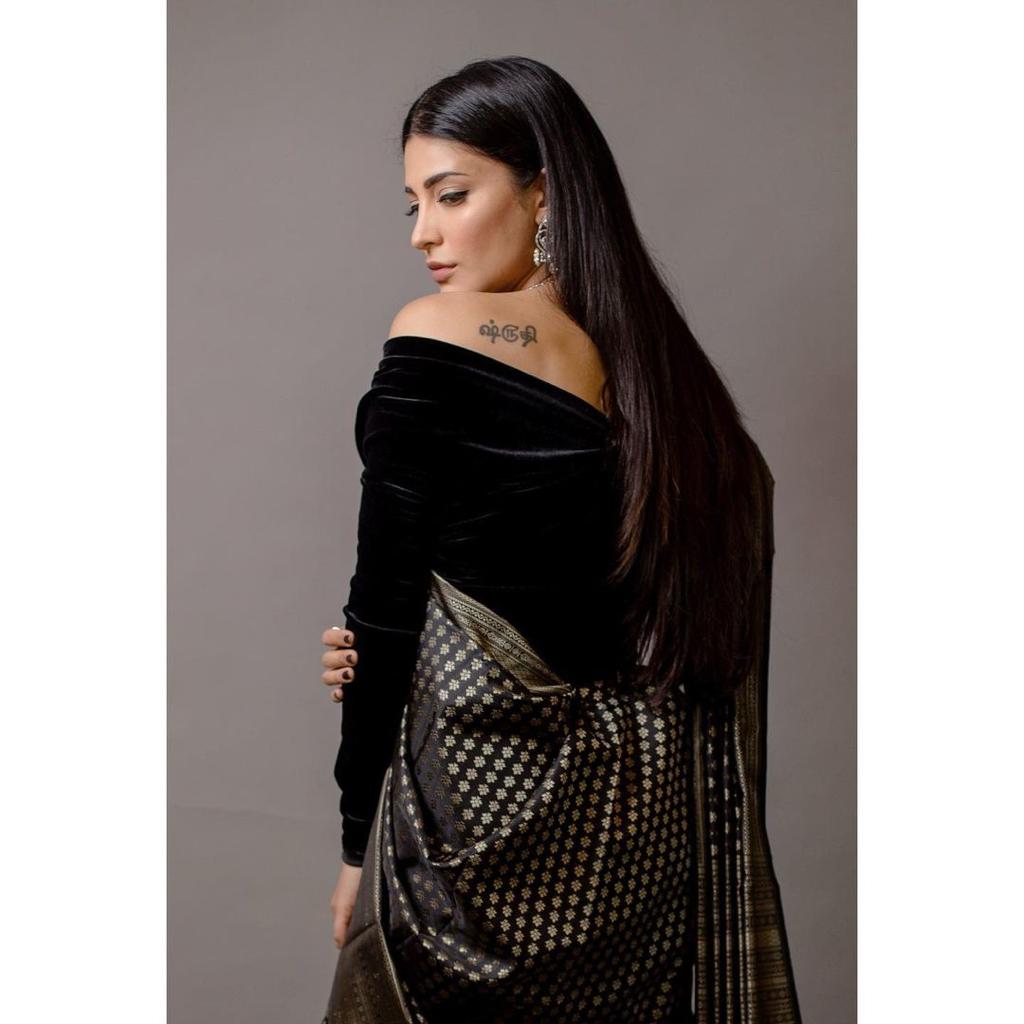 Liklee Black Women's Silk Weaving Jacquard Saree With Weaving Blouse