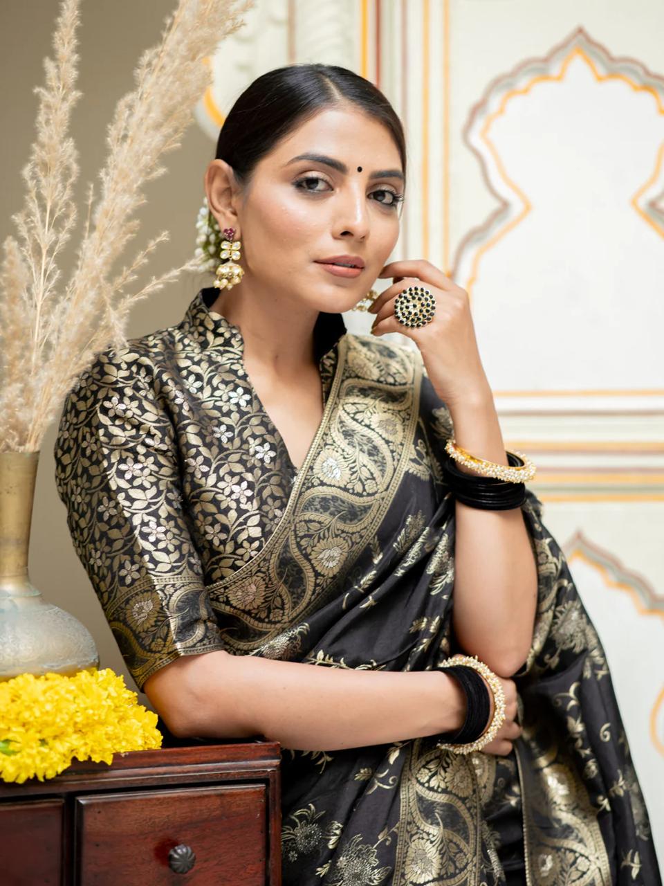 Liklee Flamboyant Black Soft Silk Saree with Majesty Blouse Piece