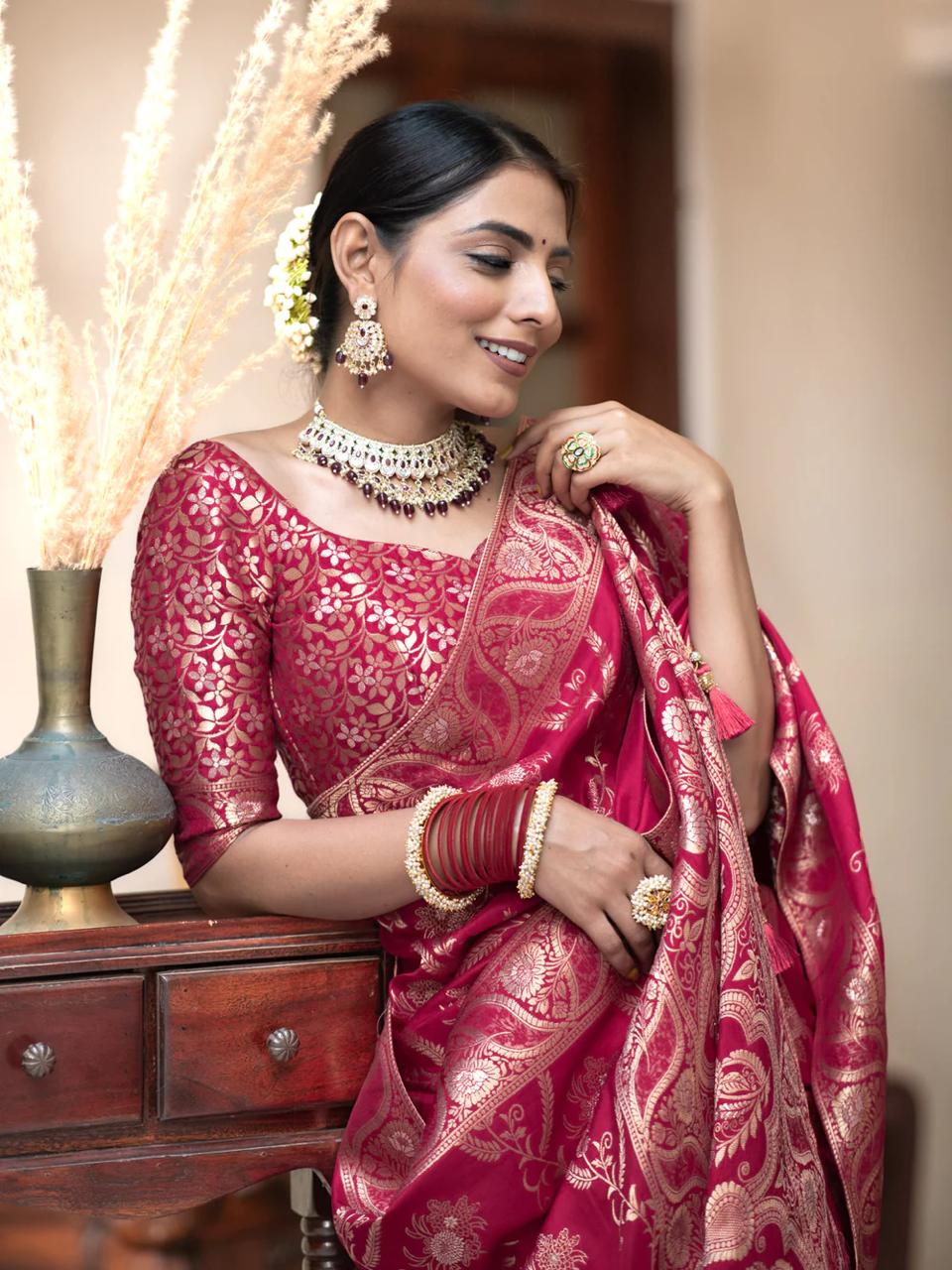 Liklee Flamboyant Pink Soft Silk Saree with Majesty Blouse Piece