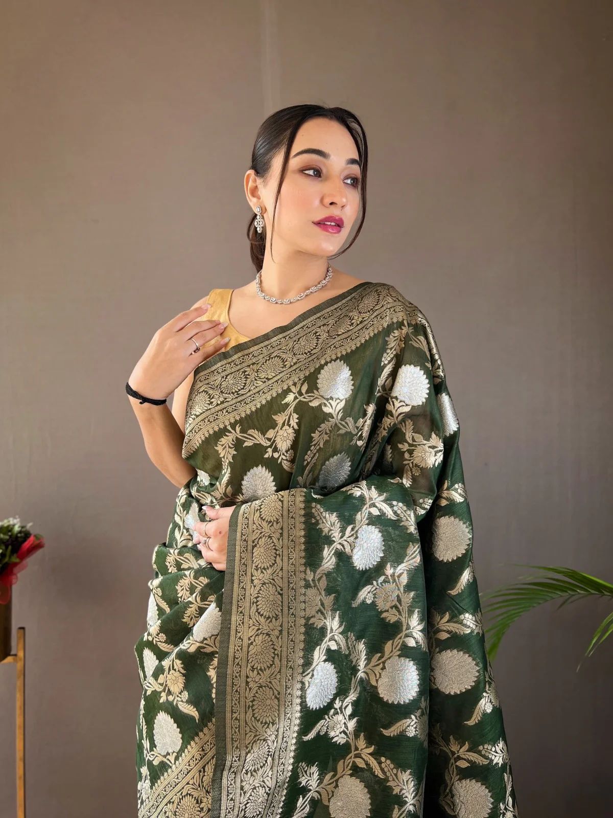 Liklee Green Soft Banarasi Silk Saree With Petrichor Blouse Piece