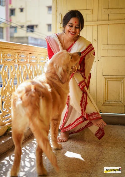 Liklee Amazing Creme Soft Silk Saree with Unique Blouse Piece