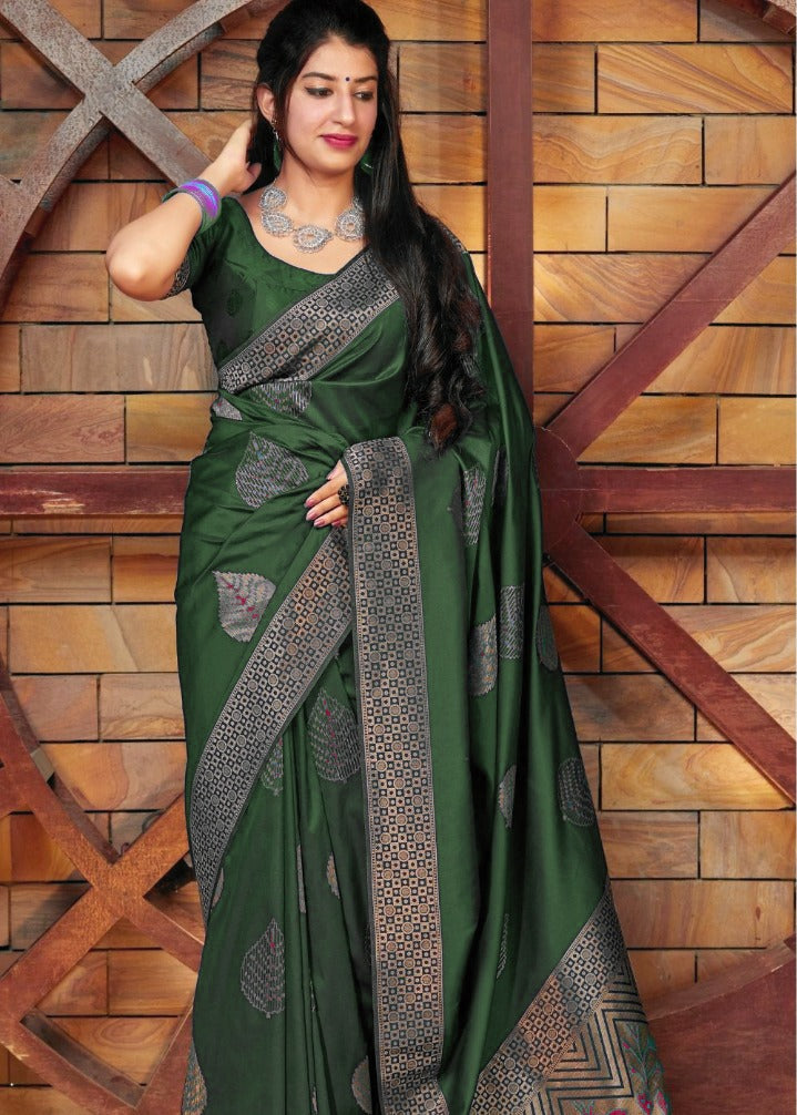 Liklee Green Gorgeous Banarasi Silk Saree with Demesne Blouse Piece