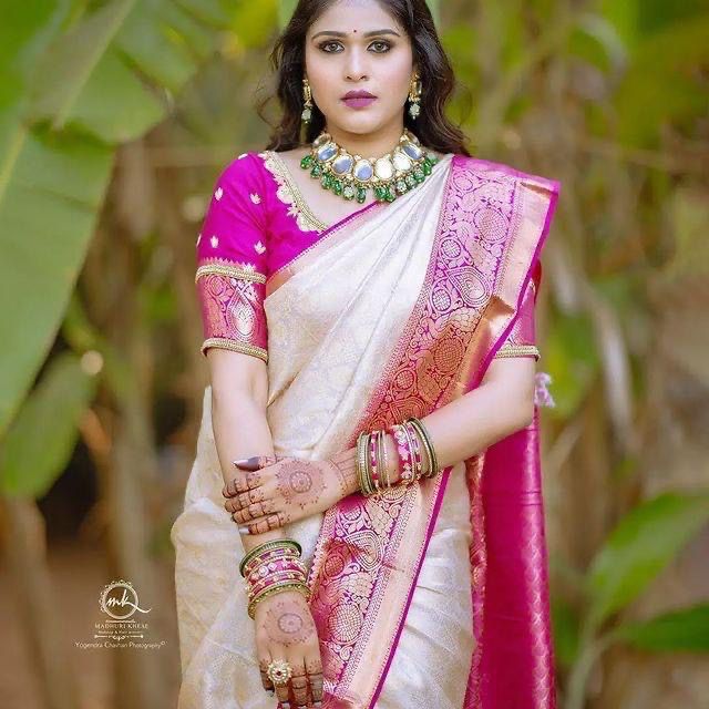 Liklee Flamboyant Cream Soft Silk Saree with Majesty Blouse Piece