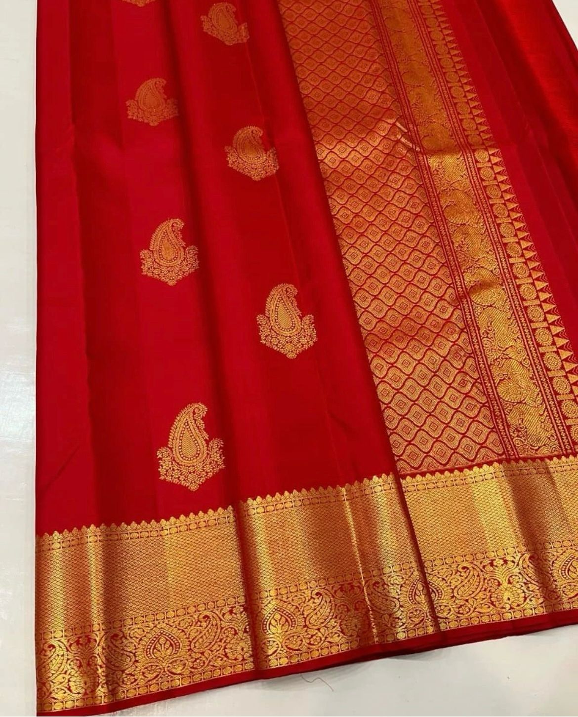 Liklee Amazing Red Soft Banarasi Silk Saree with Unique Blouse Piece