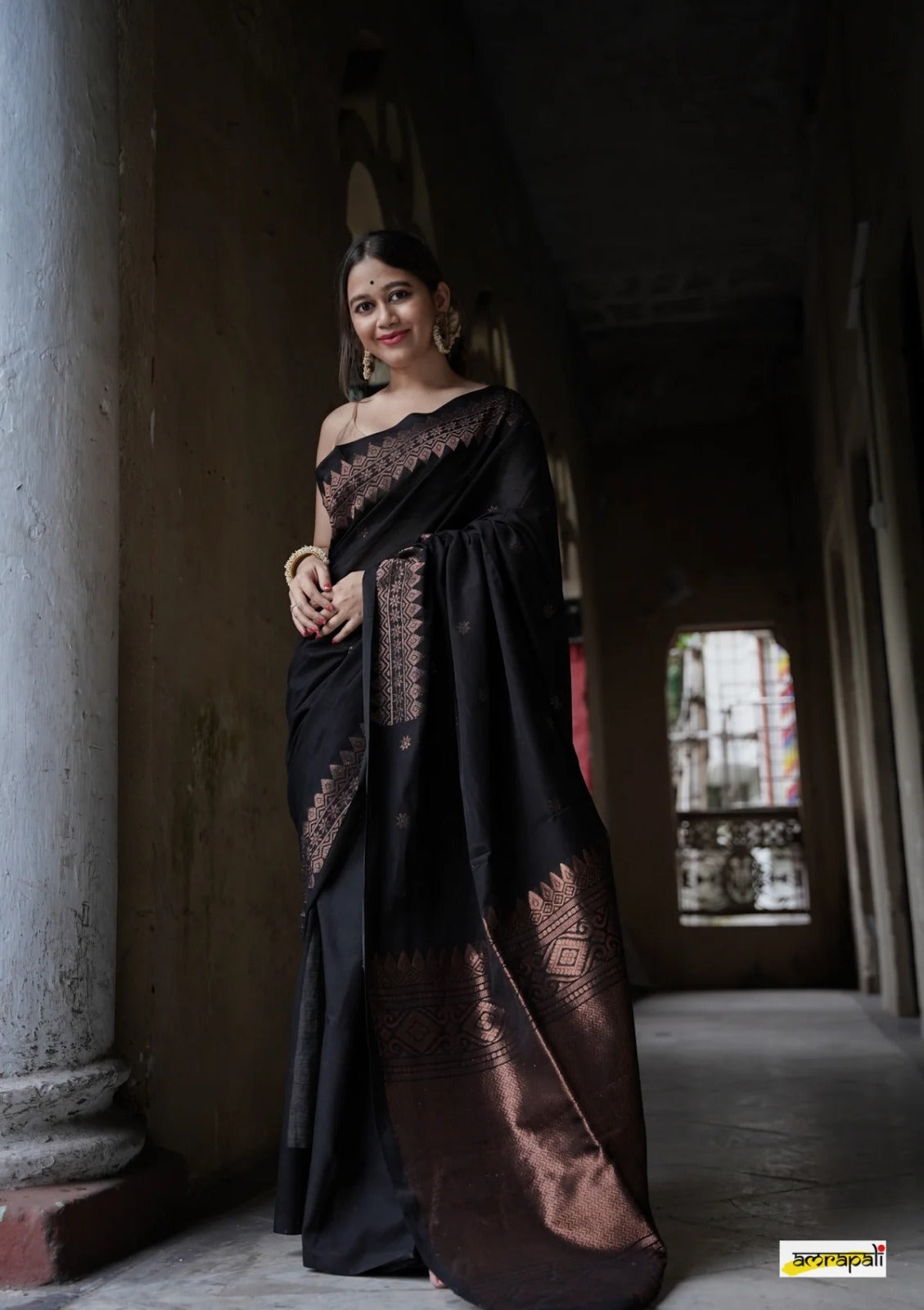 Liklee Black Bewitching Soft Silk Saree with Classic Blouse Piece