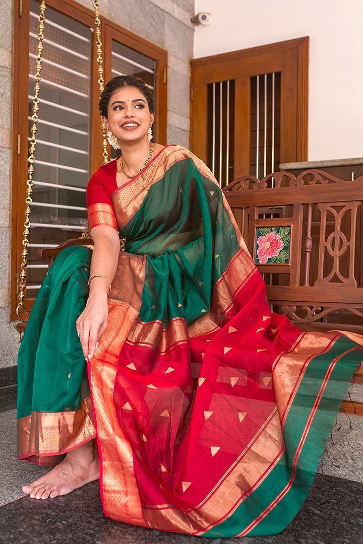 Liklee Green Women's Pure Katan Silk Banarasi Kadiyal Handloom Saree