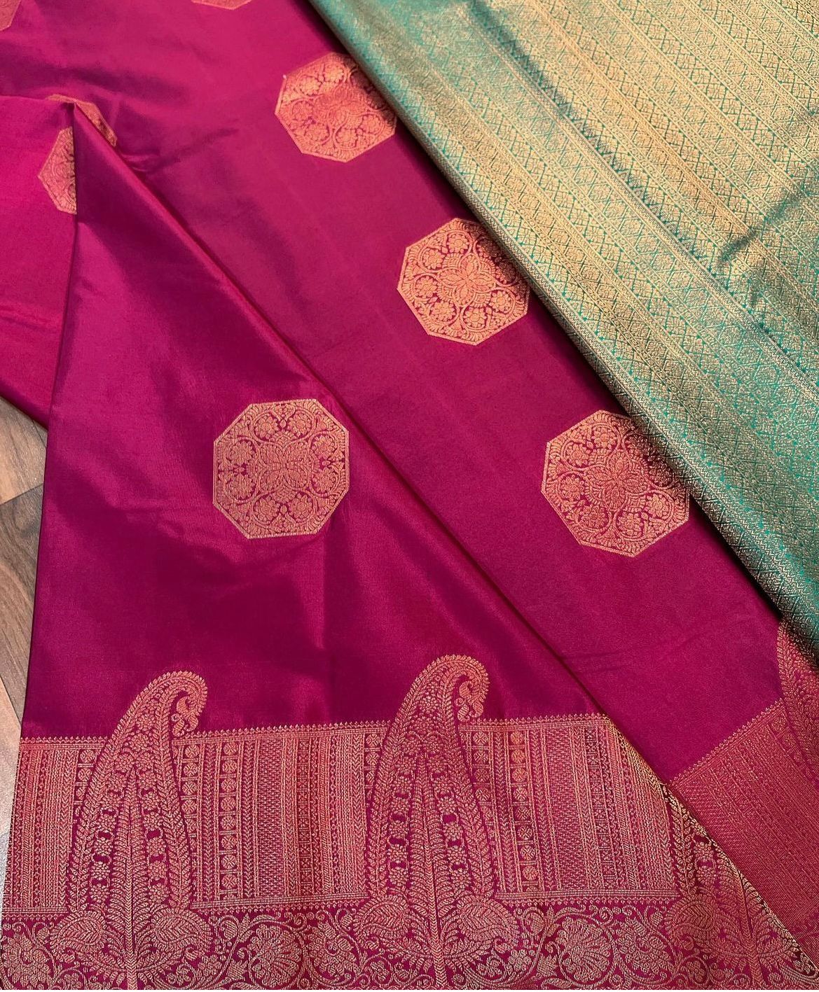 Liklee Pink Bewitching Soft Silk Saree with Classic Blouse Piece