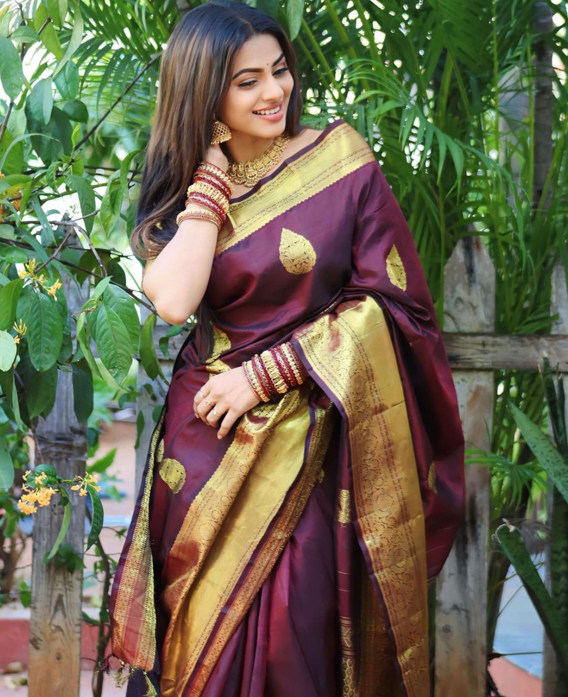 Liklee Wine Bewitching Soft Silk Saree with Classic Blouse Piece