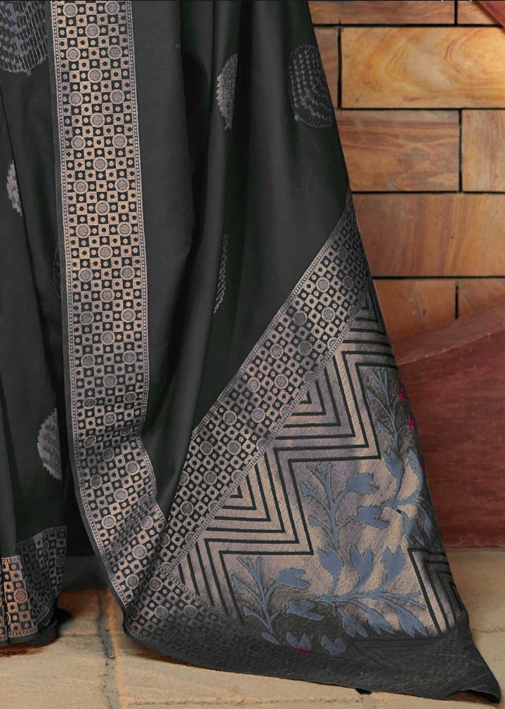 Liklee Black Gorgeous Banarasi Silk Saree with Demesne Blouse Piece