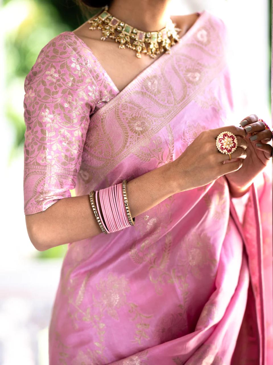 Liklee Flamboyant Baby Pink Soft Silk Saree with Majesty Blouse Piece