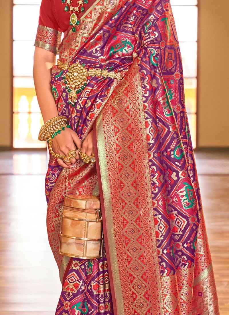 Liklee Redolent Wine Soft Silk Saree With Gratifying Blouse Piece