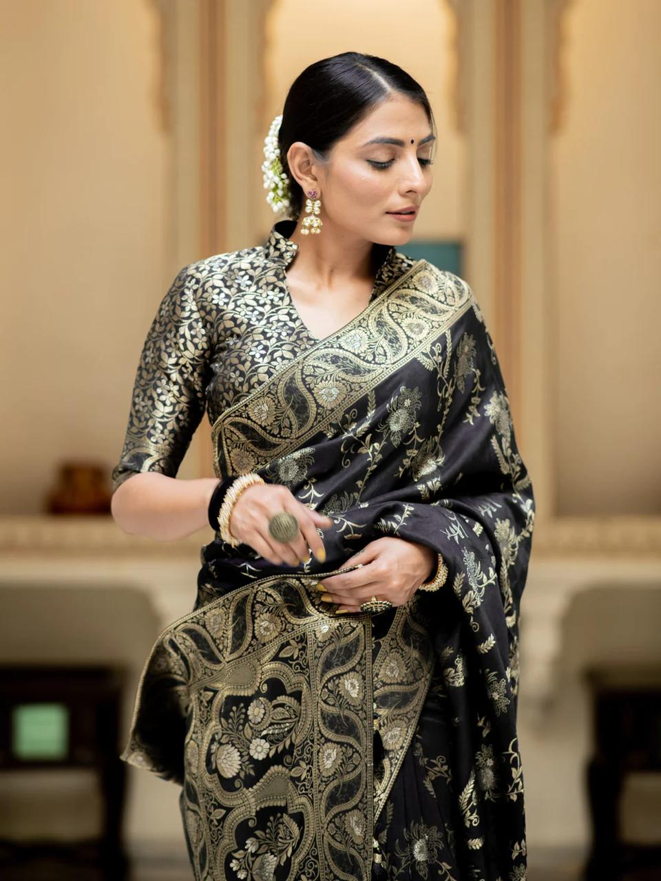 Liklee Flamboyant Black Soft Silk Saree with Majesty Blouse Piece