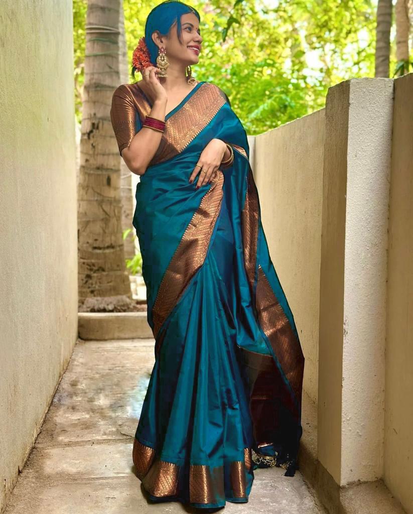 Liklee Blue Enchanting Soft Silk Saree With Glowing Blouse Piece