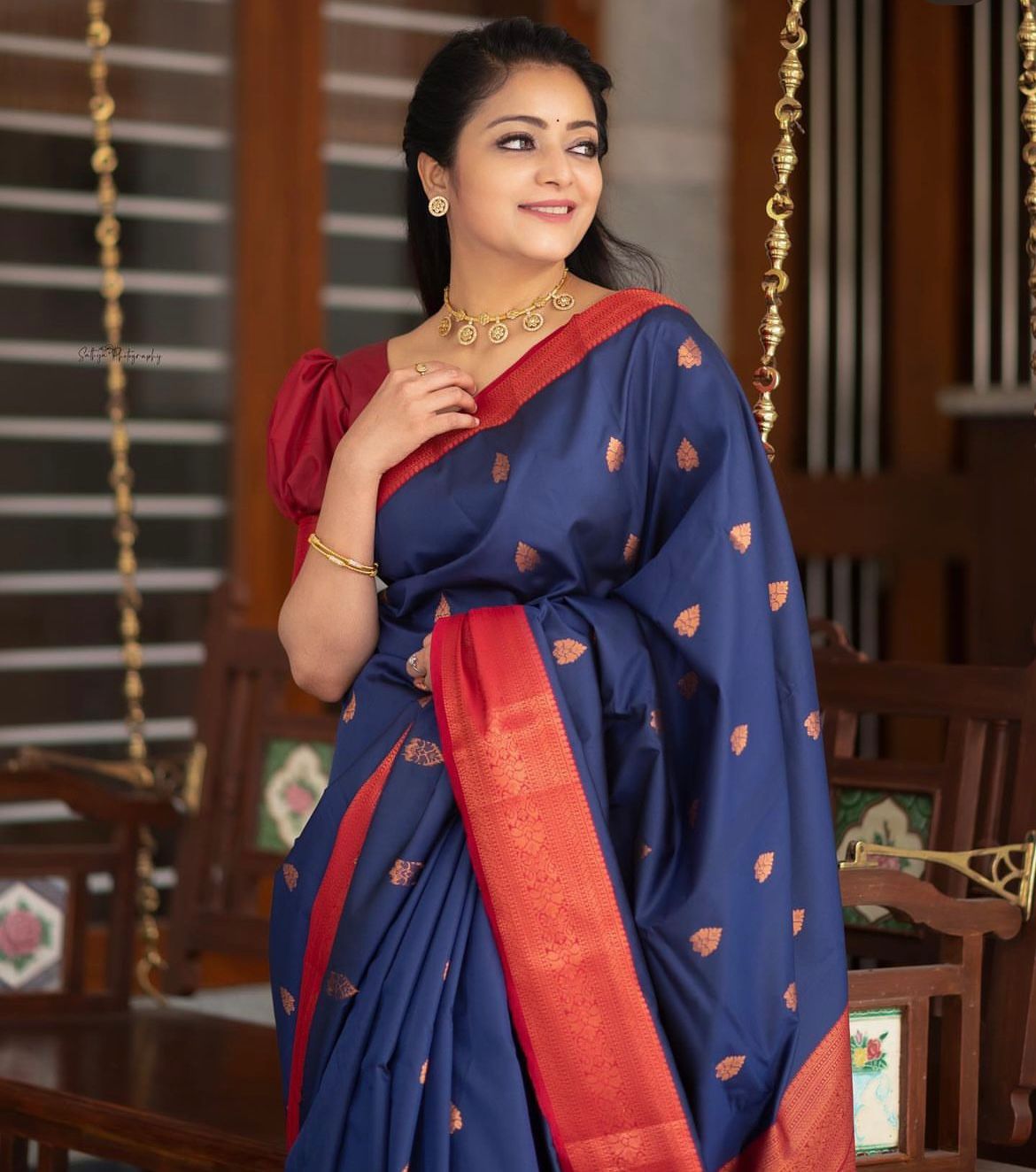 Liklee Blue Banarasi Silk Saree With Efflorescence Blouse Piece