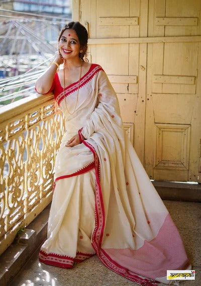 Liklee Amazing Creme Soft Silk Saree with Unique Blouse Piece