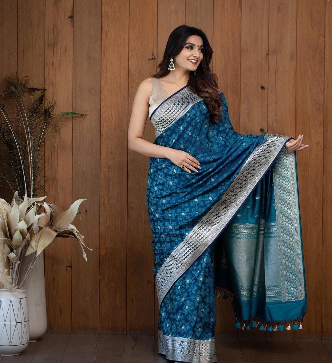 Liklee Blue Handloom Weaving Silk Saree With Mesmeric Blue Blouse