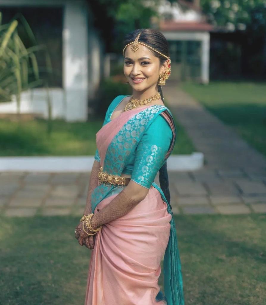 Liklee Amazing Peach Soft Silk Saree with Unique Blouse Piece