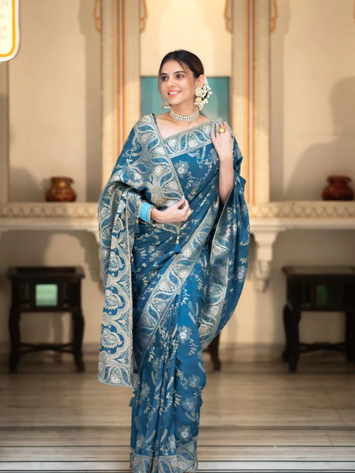 Liklee Flamboyant Rama Soft Silk Saree with Majesty Blouse Piece