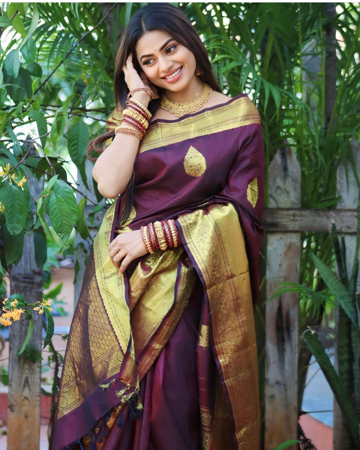 Liklee Wine Bewitching Soft Silk Saree with Classic Blouse Piece