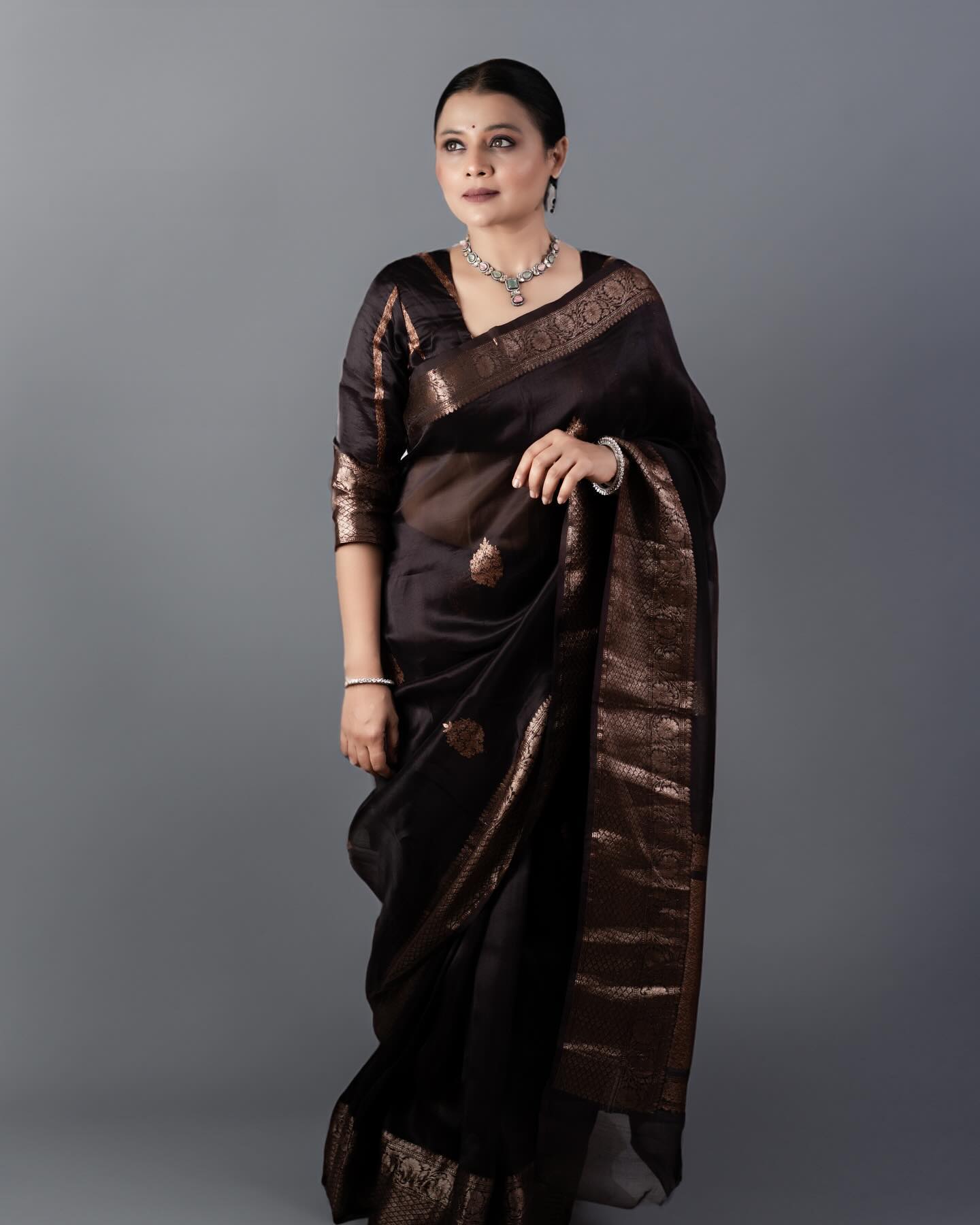 Liklee Magnetic Black Soft Silk Saree With Seraglio Blouse Piece