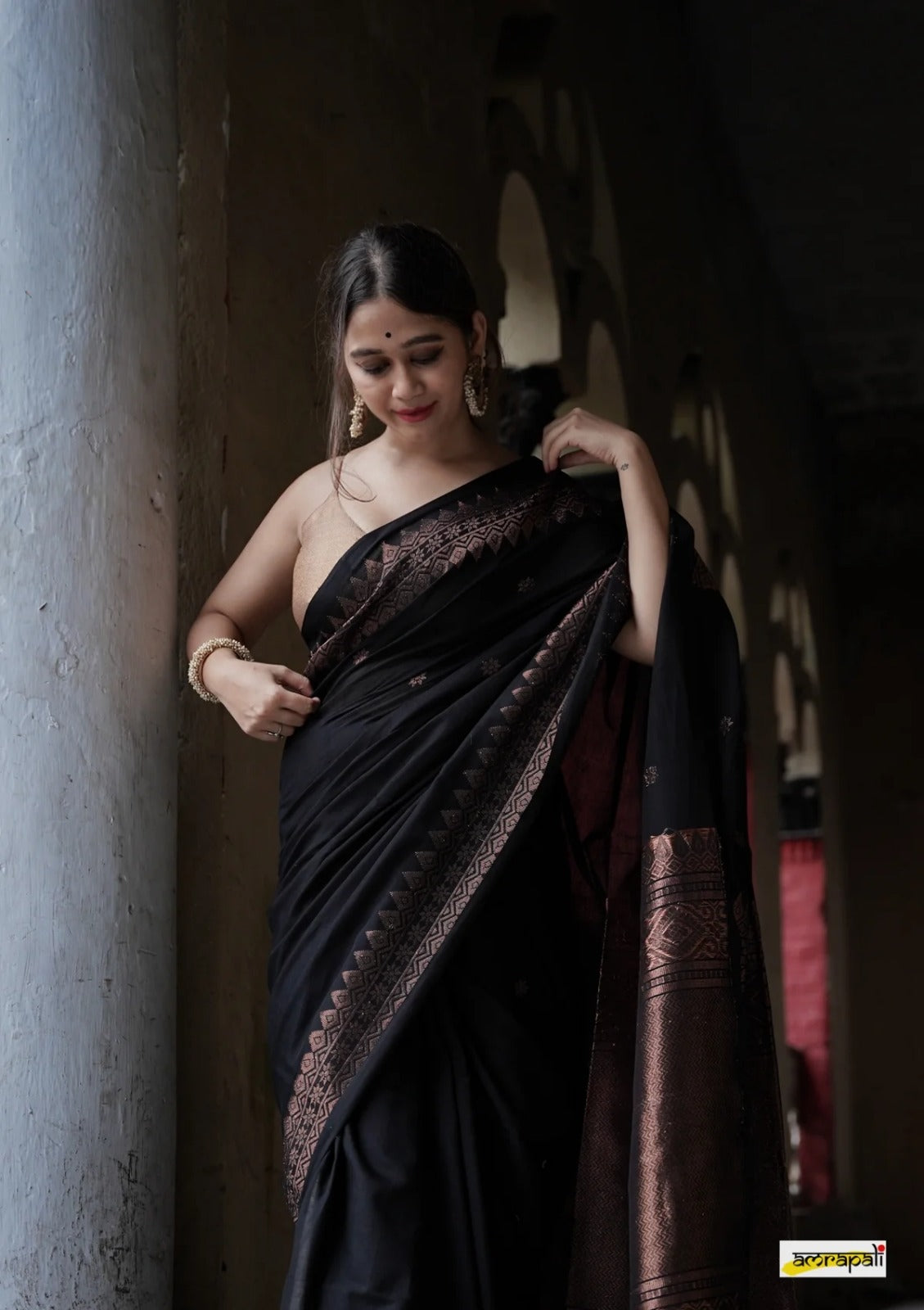 Liklee Black Bewitching Soft Silk Saree with Classic Blouse Piece