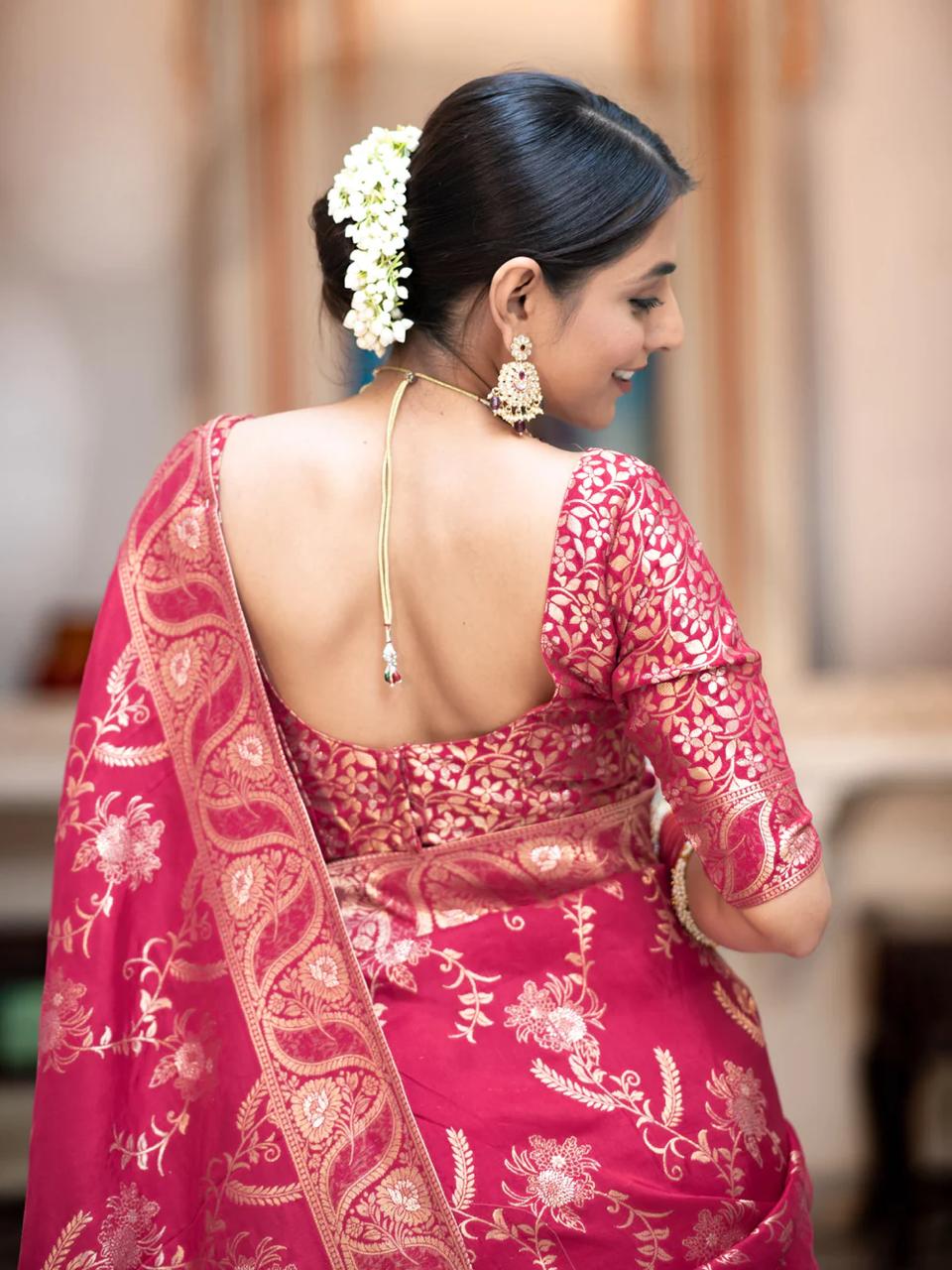 Liklee Flamboyant Pink Soft Silk Saree with Majesty Blouse Piece