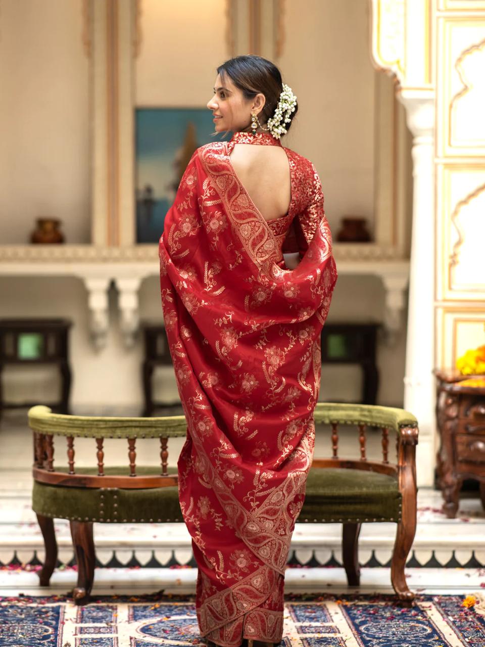 Liklee Flamboyant Red Soft Silk Saree with Majesty Blouse Piece