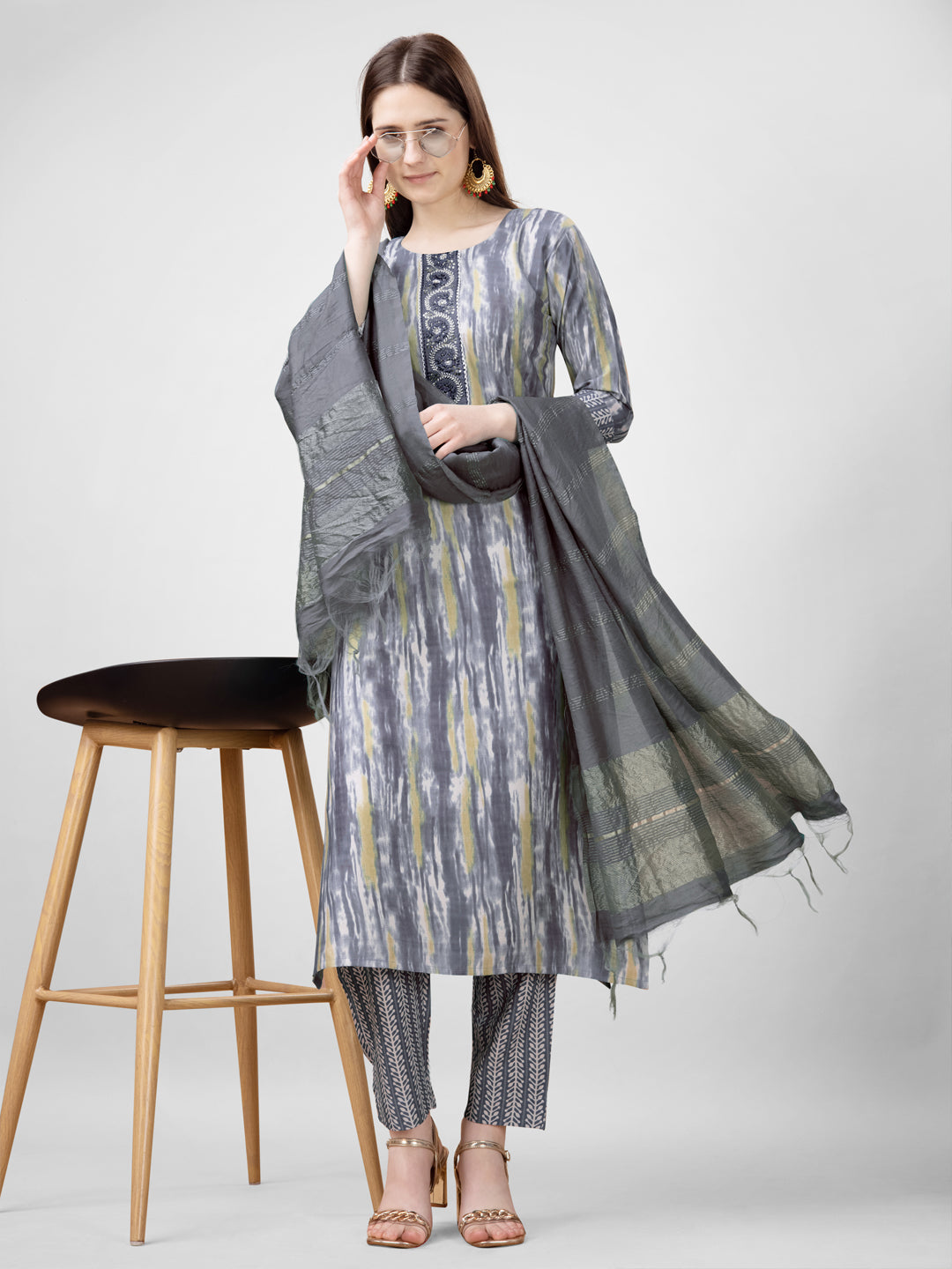 Women Rayon Embroidery Work Stitched Grey Kurti Set With Silk Blend Multicolor Dupatta